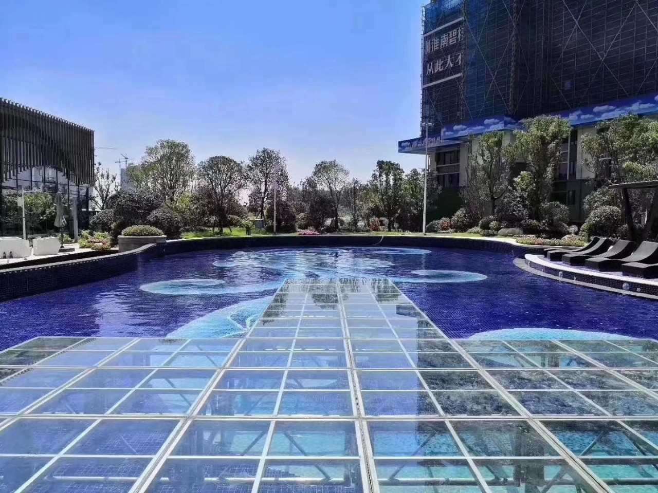 钢化玻璃舞台t台游泳池铝合金舞台 地台走秀直播升降舞台stage