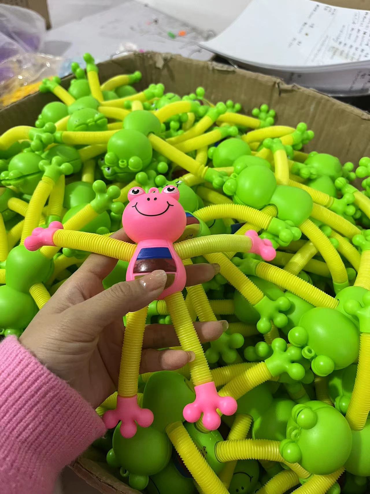 cross-border frog variety of shapes extension tube toy fun puzzle decompression stretch tube decompression stretch tube wholesale