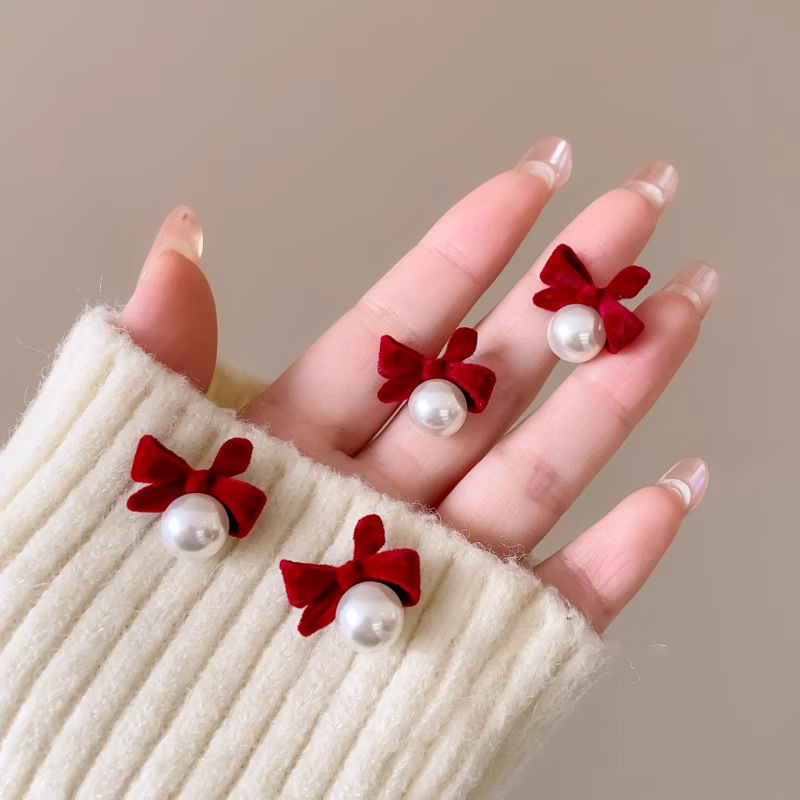 red velvet bow pearl stud earrings women‘s high sense graceful earrings 2023 new popular fashion autumn and winter earrings