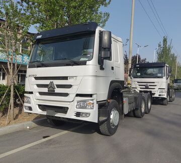 豪沃豪华版国四400马力牵引车560l油箱13吨后桥-阿里巴巴