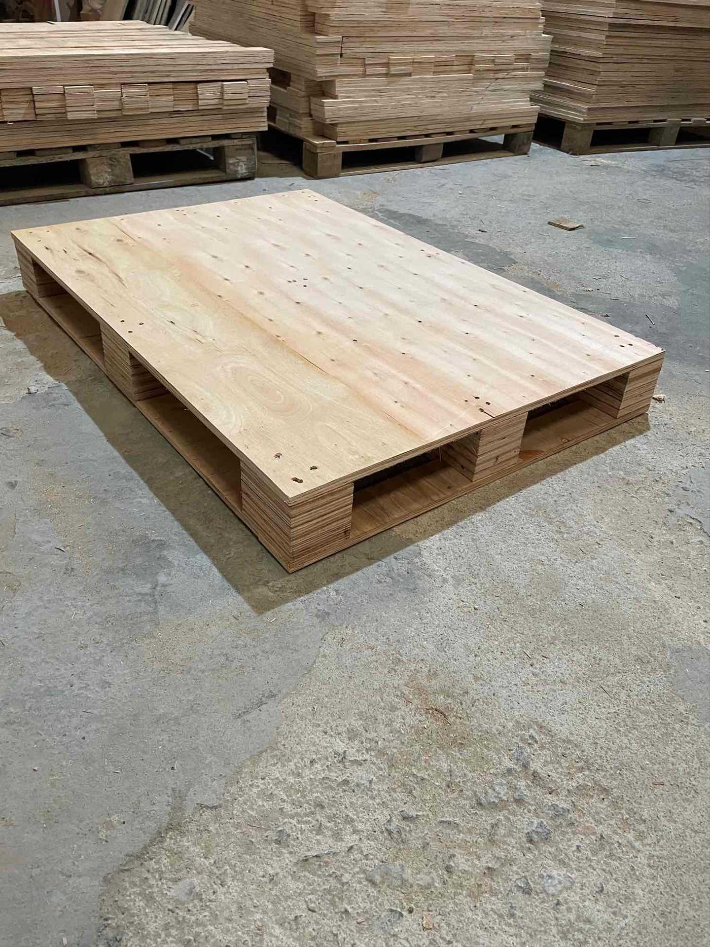 江门佛山四面进叉胶合板松木托盘