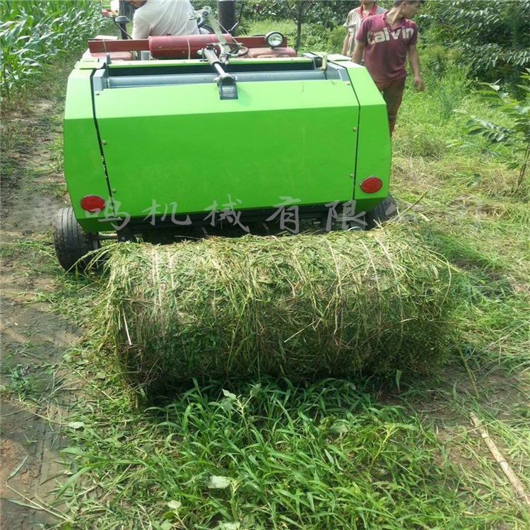 四轮拖拉机带牧草秸秆捡拾打捆机 全自动麦秸圆形打包机