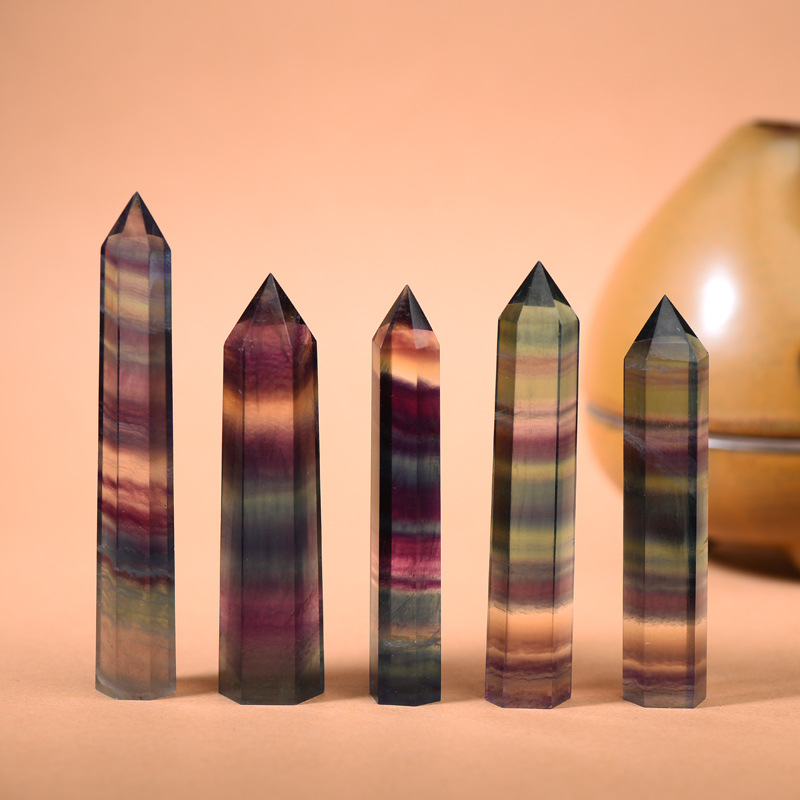 厂家直供天然七彩萤石柱六棱单尖水晶柱工艺品摆件办公居家装饰品