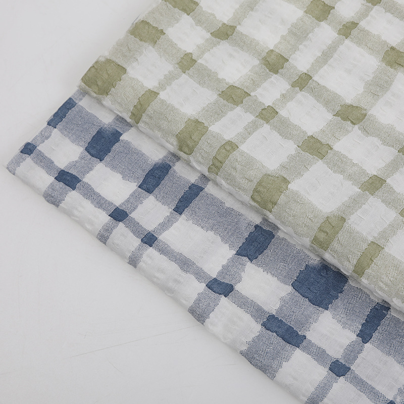 现货供应全棉盐缩印花起皱泡泡肌理纹格子轻薄文艺连衣裙衬衫面料