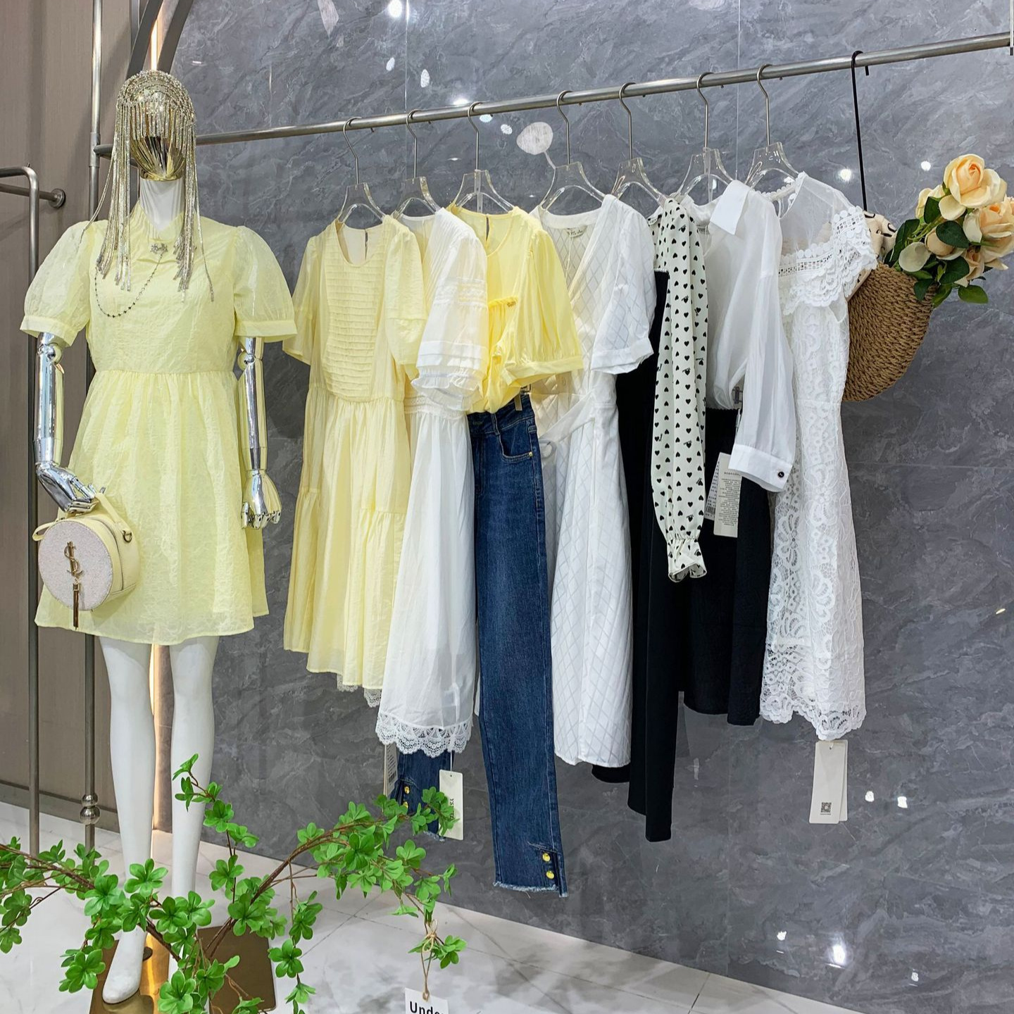 羽纱国际春夏女装品牌撤柜原创设计师studio库存都市女装直播拿货