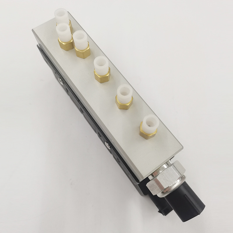 汽车空气分配阀 车用空气悬架电磁阀 奔驰减震器分配阀2203200258