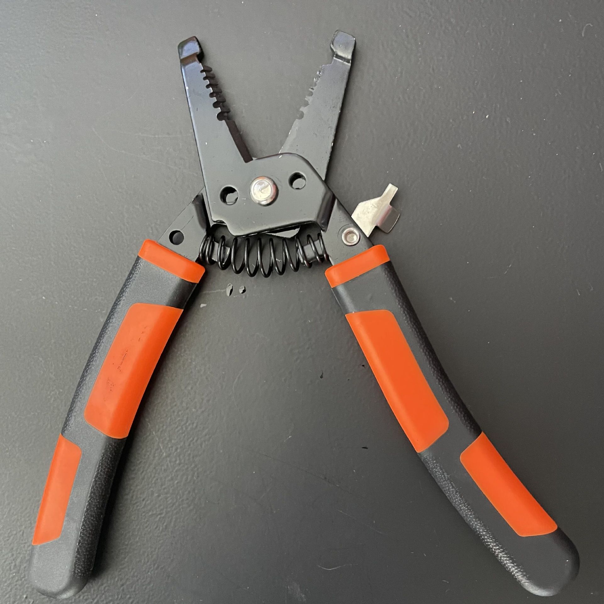 厂家货源直供多用剥线钳七合一电工剥线钳7.5寸弯柄剥线钳