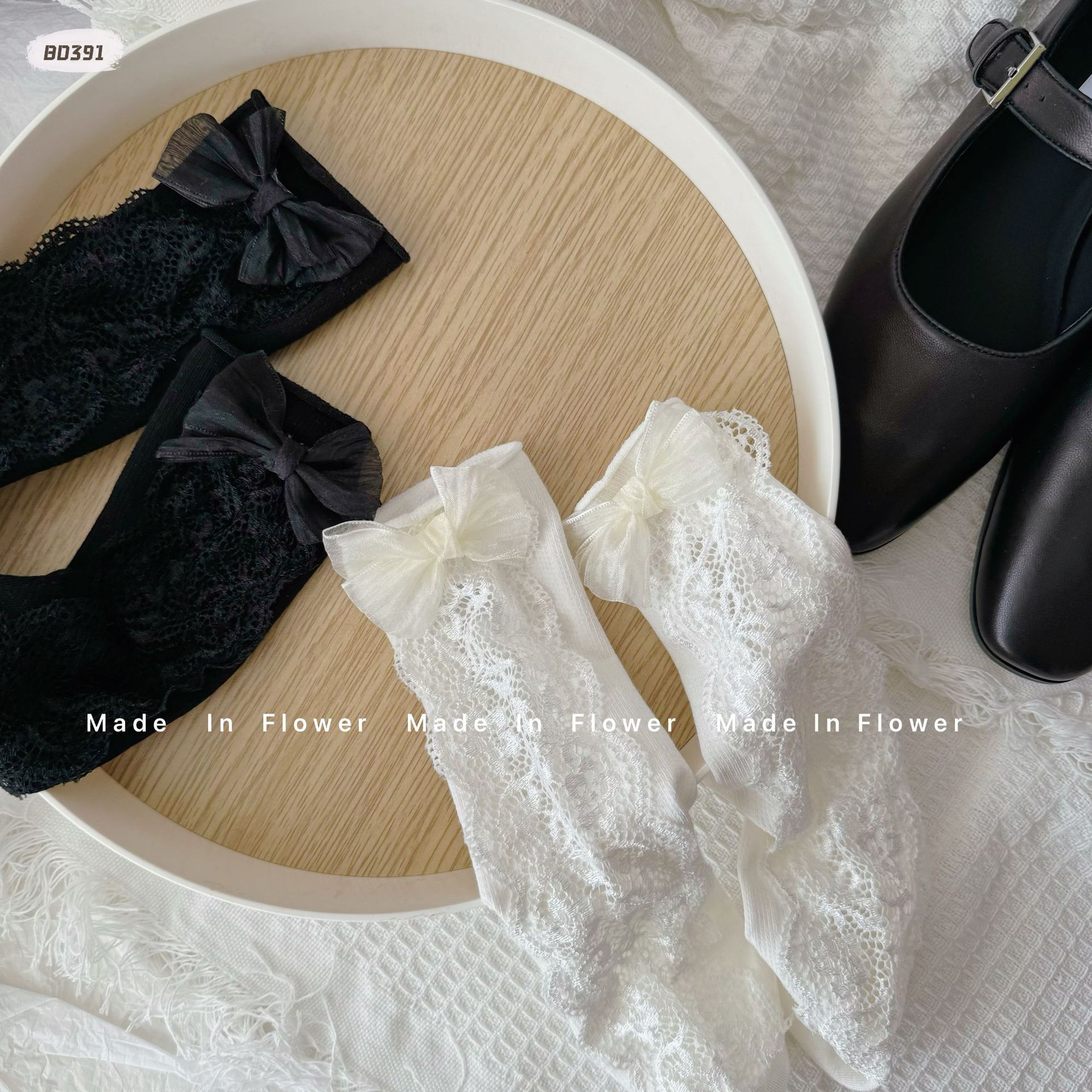 2024夏季新品袜子女韩版黑白色蕾丝中筒袜jk甜美镂空蝴蝶外穿女袜