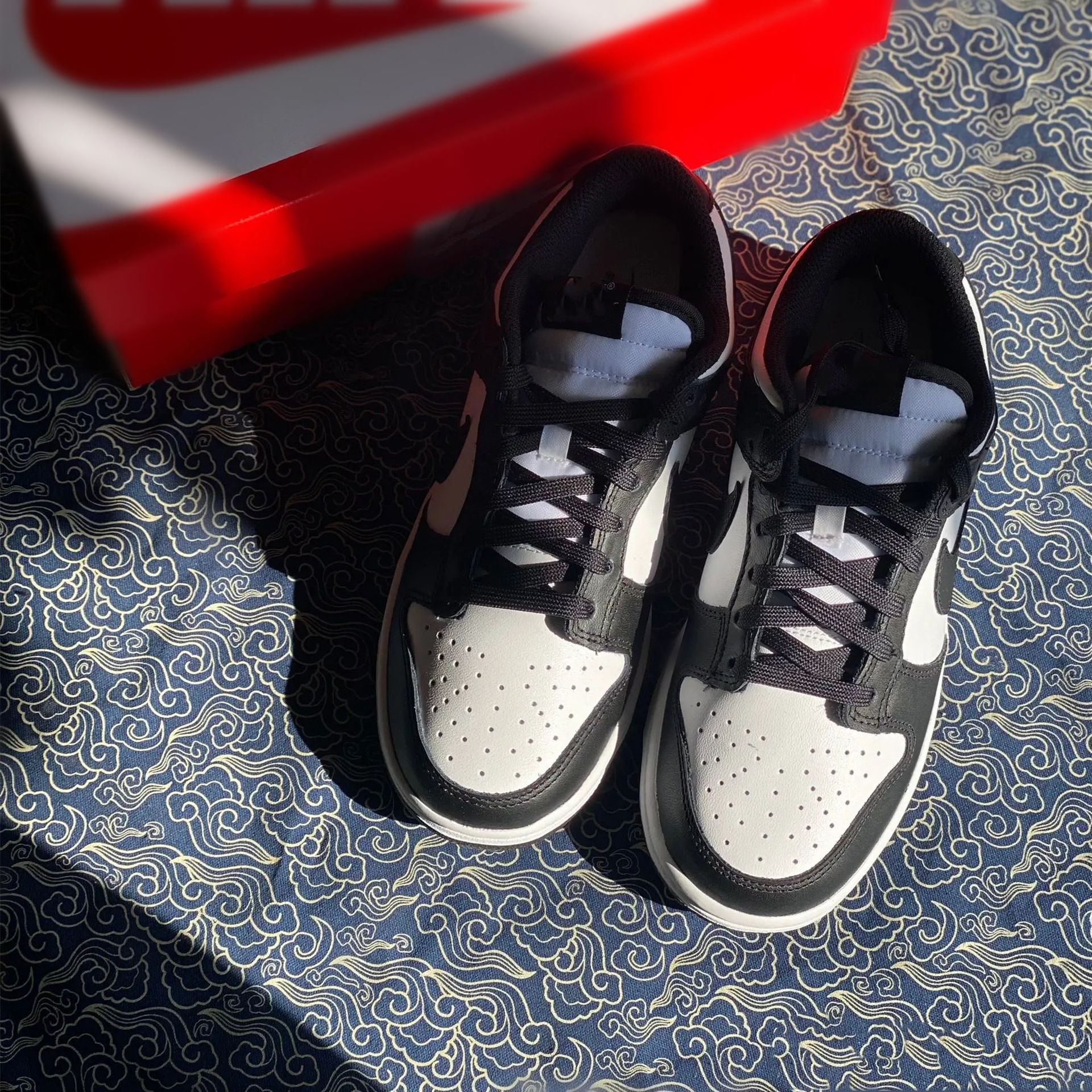 莆田鞋纯原黑白熊猫倒勾aj1低帮篮球鞋空军一号男女运动板鞋-阿里巴巴