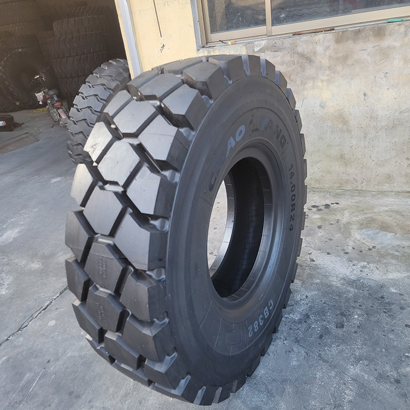 朝阳1400r24轮胎 正品港口叉车工程机械轮胎-阿里巴巴