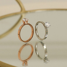 欧美简约钛钢锆石戒指女玫瑰金情侣对戒时尚百搭个性潮流食指饰品