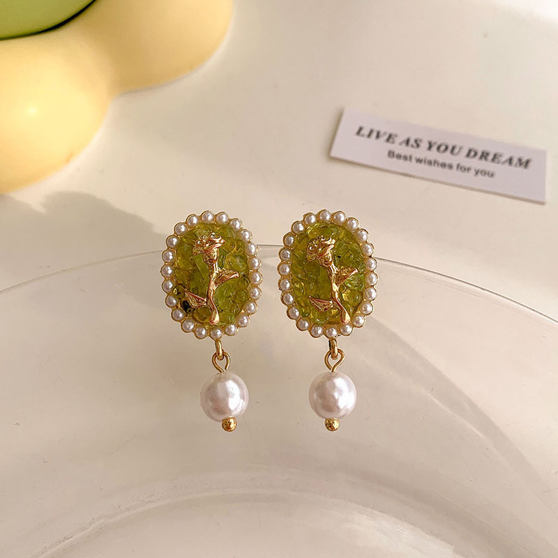 Green Ear Studs Sweet Girl Earrings 2023 New Early Spring Minority Simple 925 Sterling Silver Earrings Wholesale