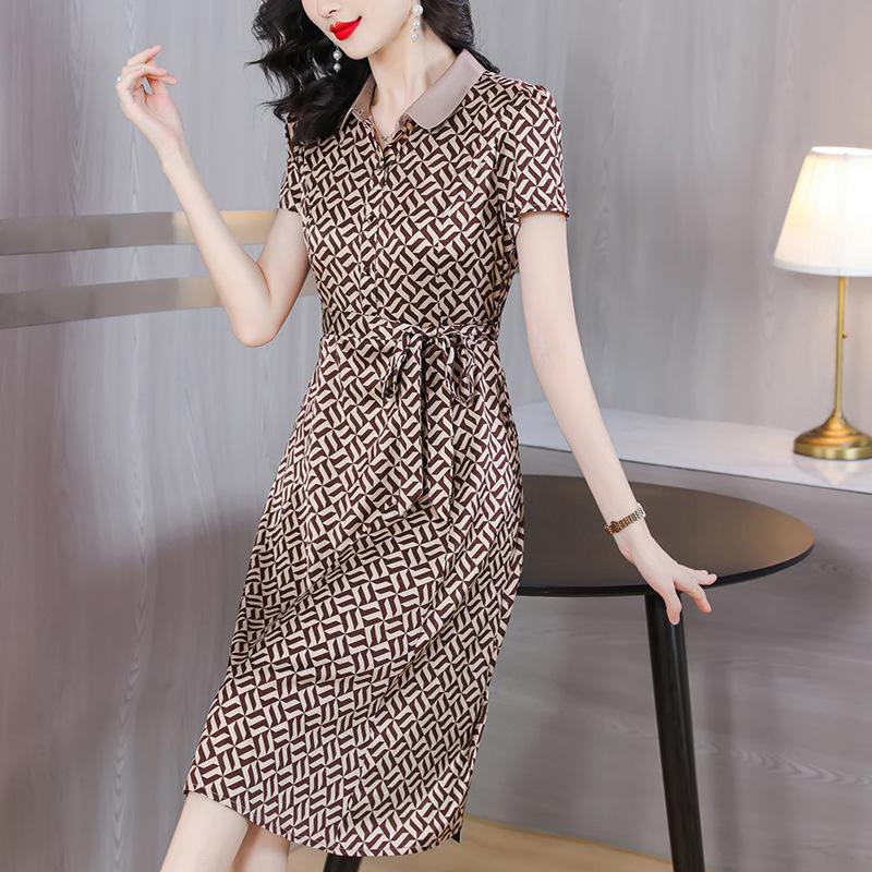 贵夫人高端大气真丝连衣裙夏新款时尚桑蚕丝气质高贵年轻大码显瘦