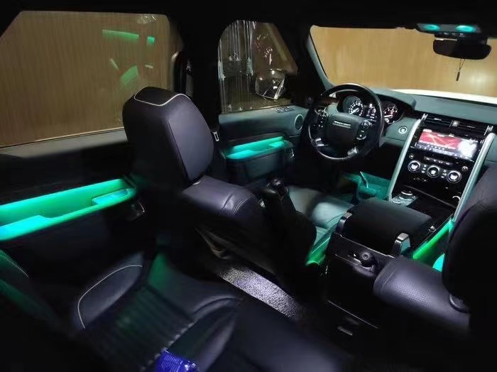 路虎发现5氛围灯2