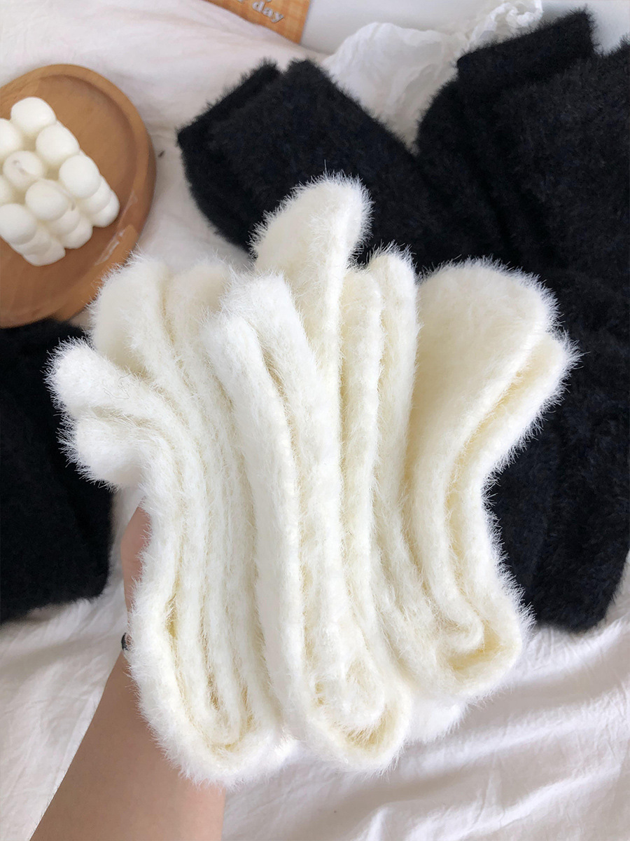 Mink Fur Socks Women's Mid-Calf Length Autumn and Winter Warm Velvet Padded Thickened Furry Black White Confinement Sleep Fluffy Socks