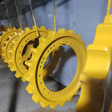 驱动轮 底盘配件挖掘机引导轮支重轮配件齿动轮sk300/320-阿里巴巴