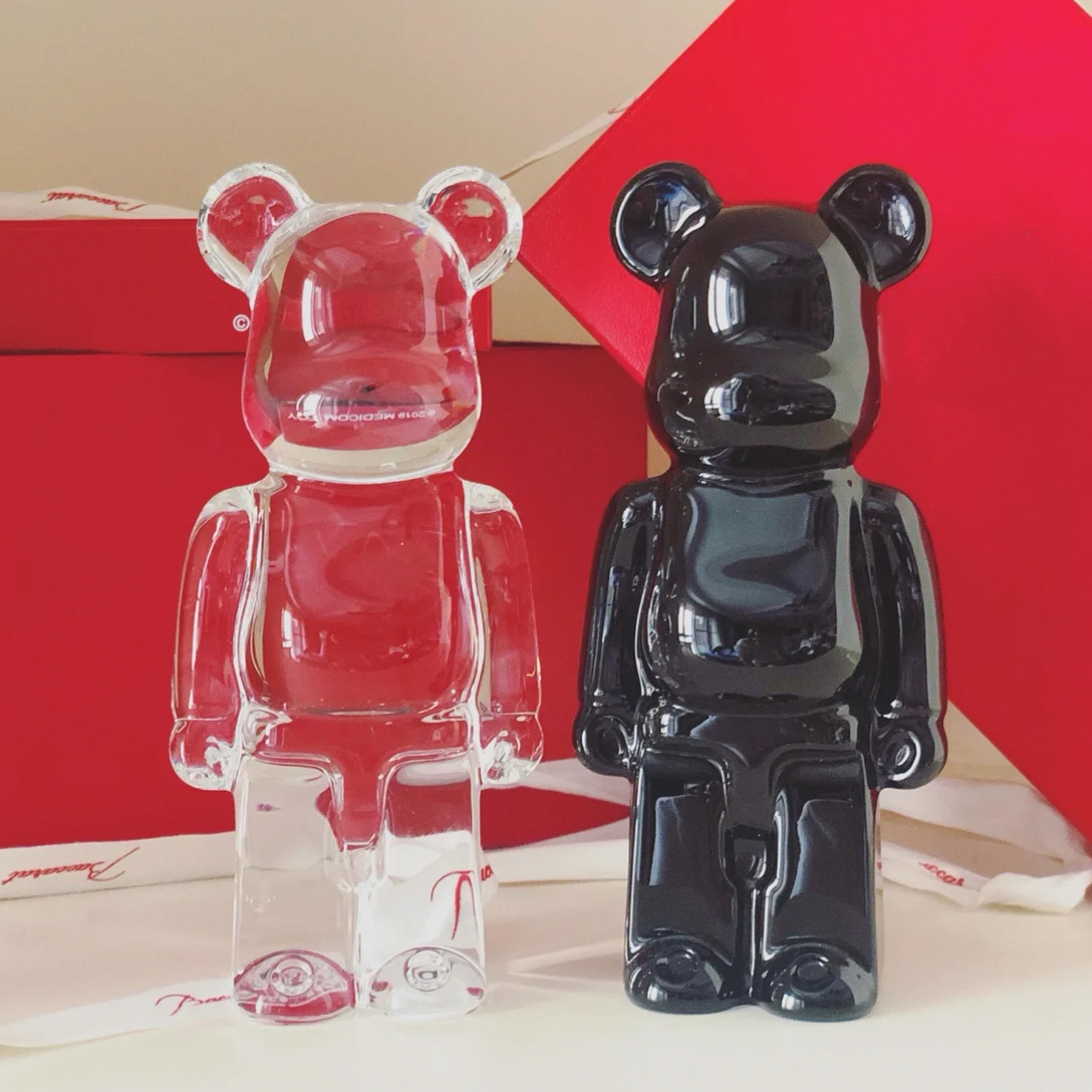 厂家暴力水晶熊摆件批发透明水晶礼品暴力熊创意七彩生日创意礼物