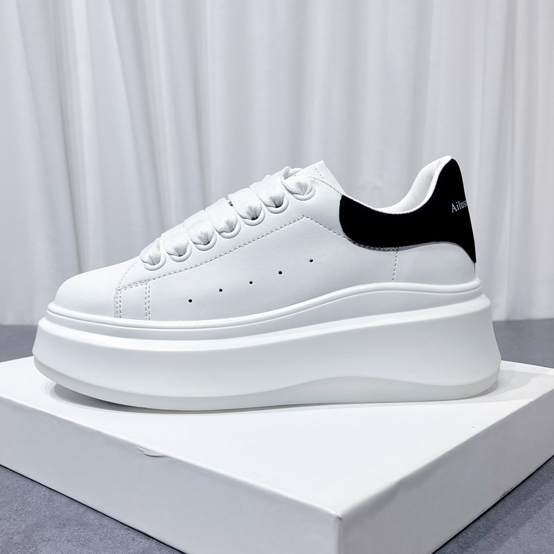 小个子增高黑麦昆小白鞋女2024春季爆款百搭运动休闲真皮厚底板鞋