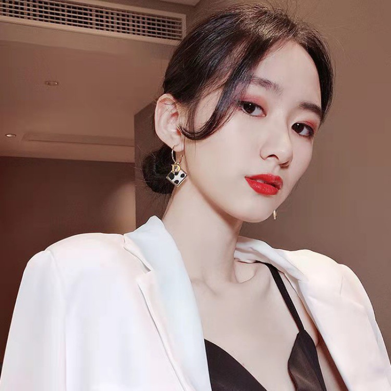 Sterling Silver Needle Fashion Leopard Print Polka Dot Square Geometric Earrings Korean Style Trending Earrings