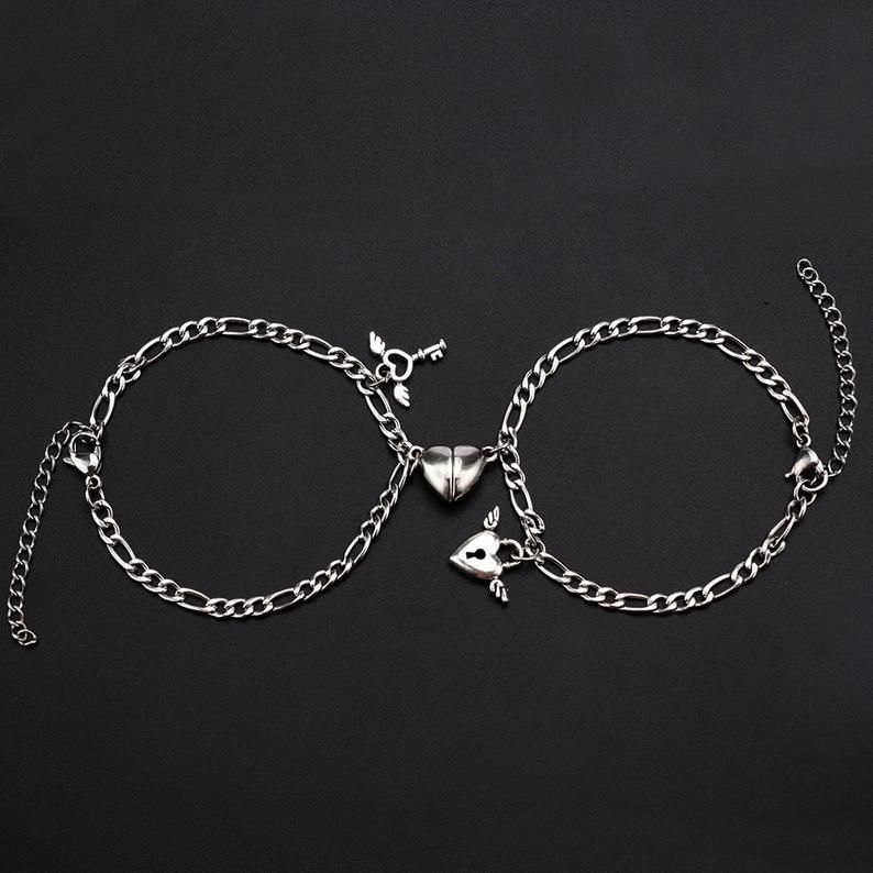 European and American Cross-Border High-Grade Love Alloy Magnet Magnet Magnet Bracelet a Pair of Simple Couple Jewelry Accessories Wholesale