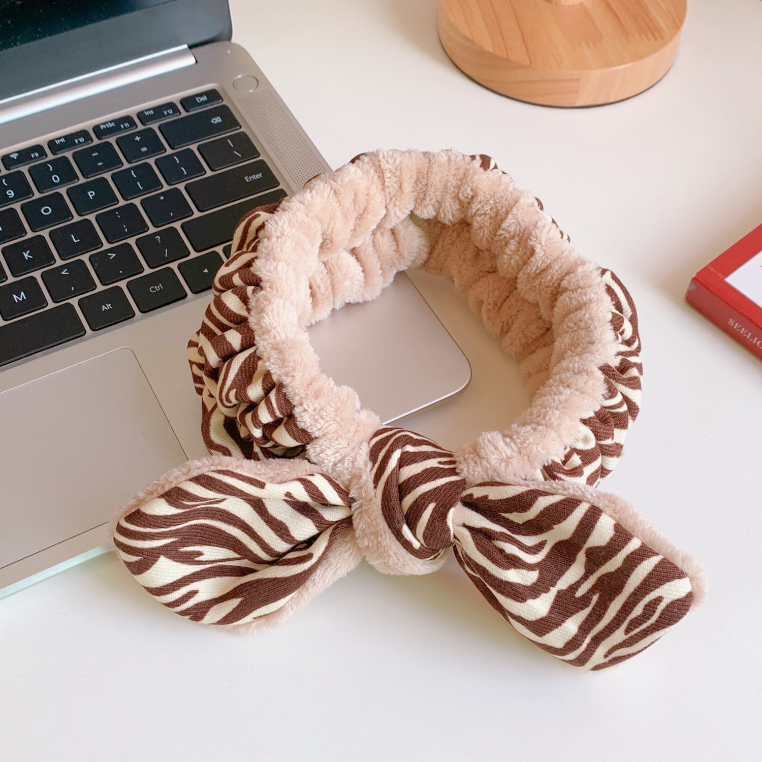 可爱大蝴蝶结毛绒洗脸发带甜美少女心束发带敷面膜发箍发饰头饰萌