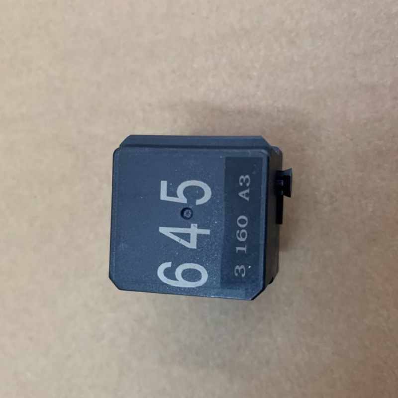 途观途安速腾迈腾宝来高尔夫朗逸帕萨特645号继电器4h0951253a