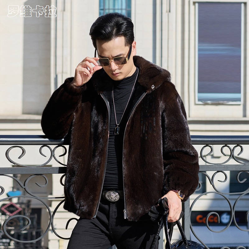 马哈根印花男士进口貂皮大衣整貂水貂皮草外套连帽休闲时尚潮款