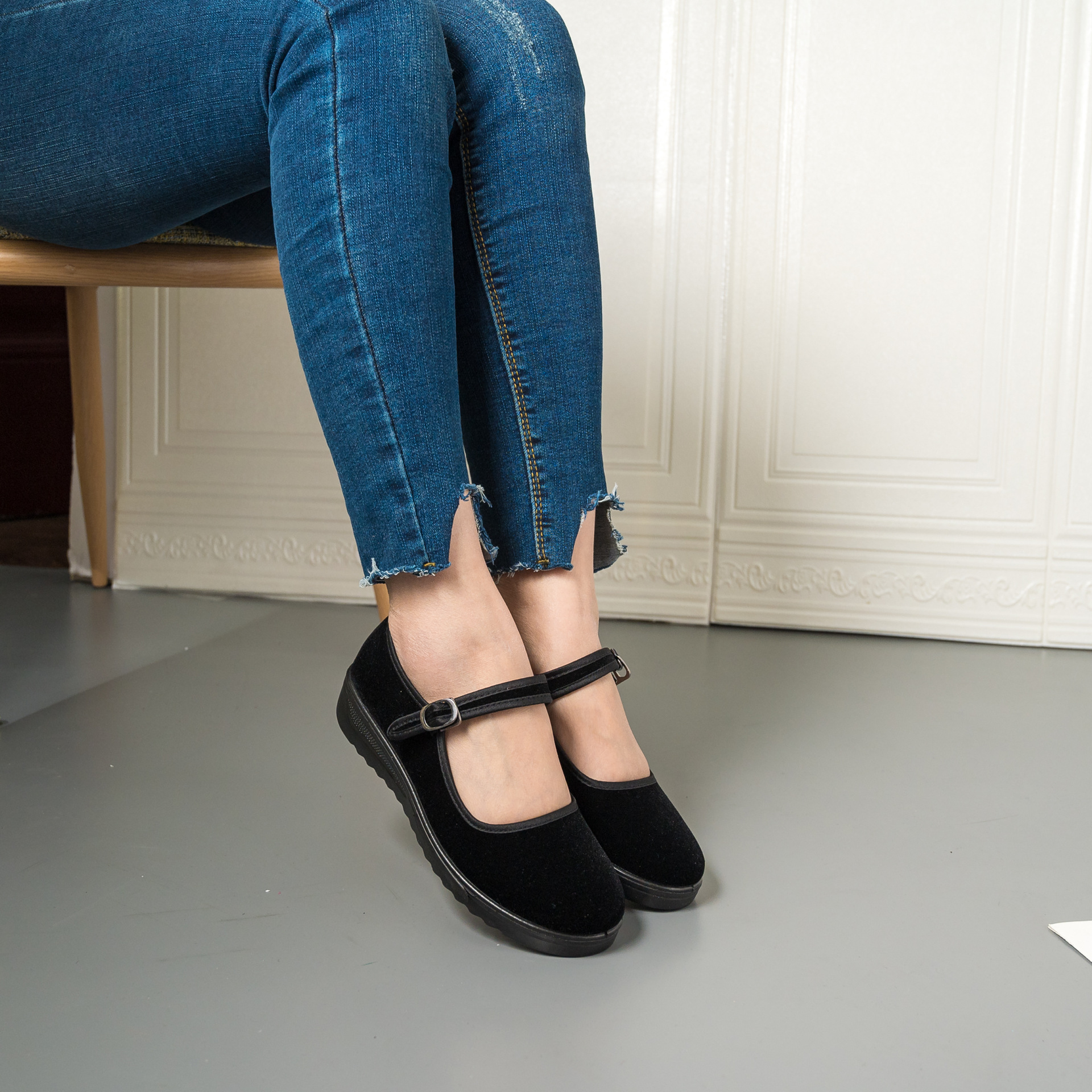 老北京工作礼仪鞋酒店工鞋工勤聚氨酯不断底女黑色舞蹈鞋源头厂家