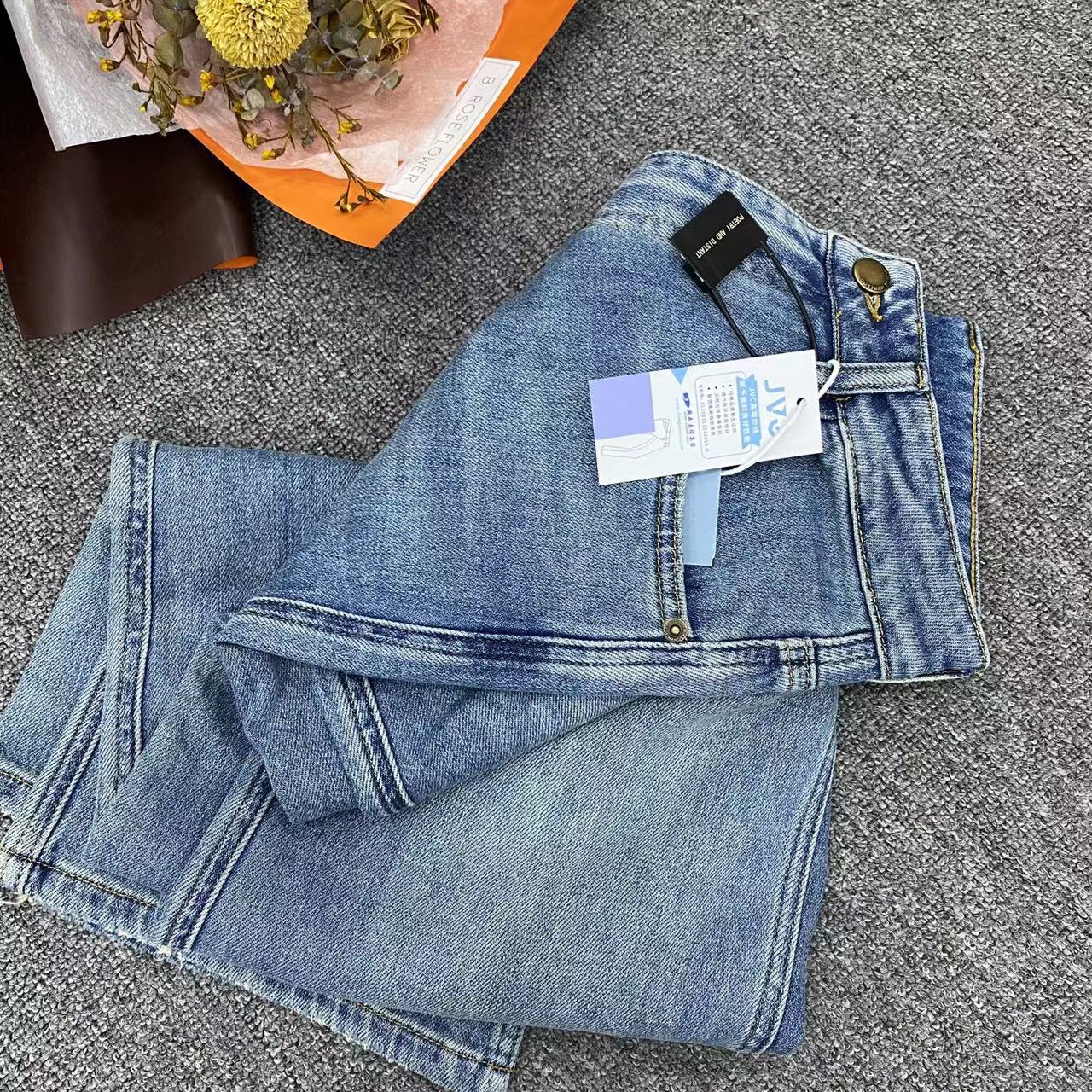 Italian ~~ Retro Blue Wide Leg Jeans Women's Summer New High Waist Loose Drooping All-Matching Straight Slippers 6900