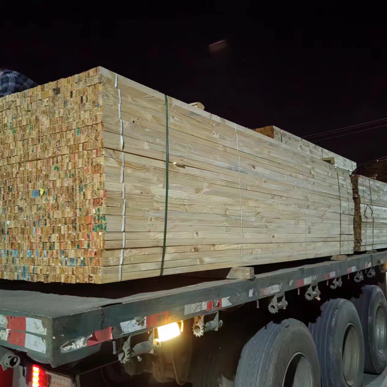 混批北京供应木方木条工地木方建筑木方防寒植物搭架木方价格优惠