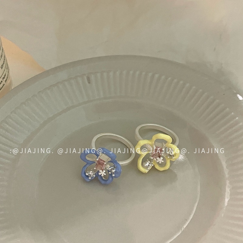 Sweet Exaggerating Flower Ring Zircon Dripping Oil Niche Design Fresh Girl Index Finger Ring Elegant