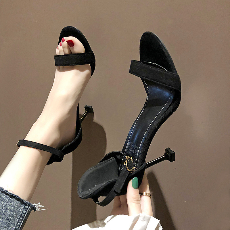 新款黑色露趾一字带扣细跟凉鞋女仙女风夏网红细带百搭高跟鞋