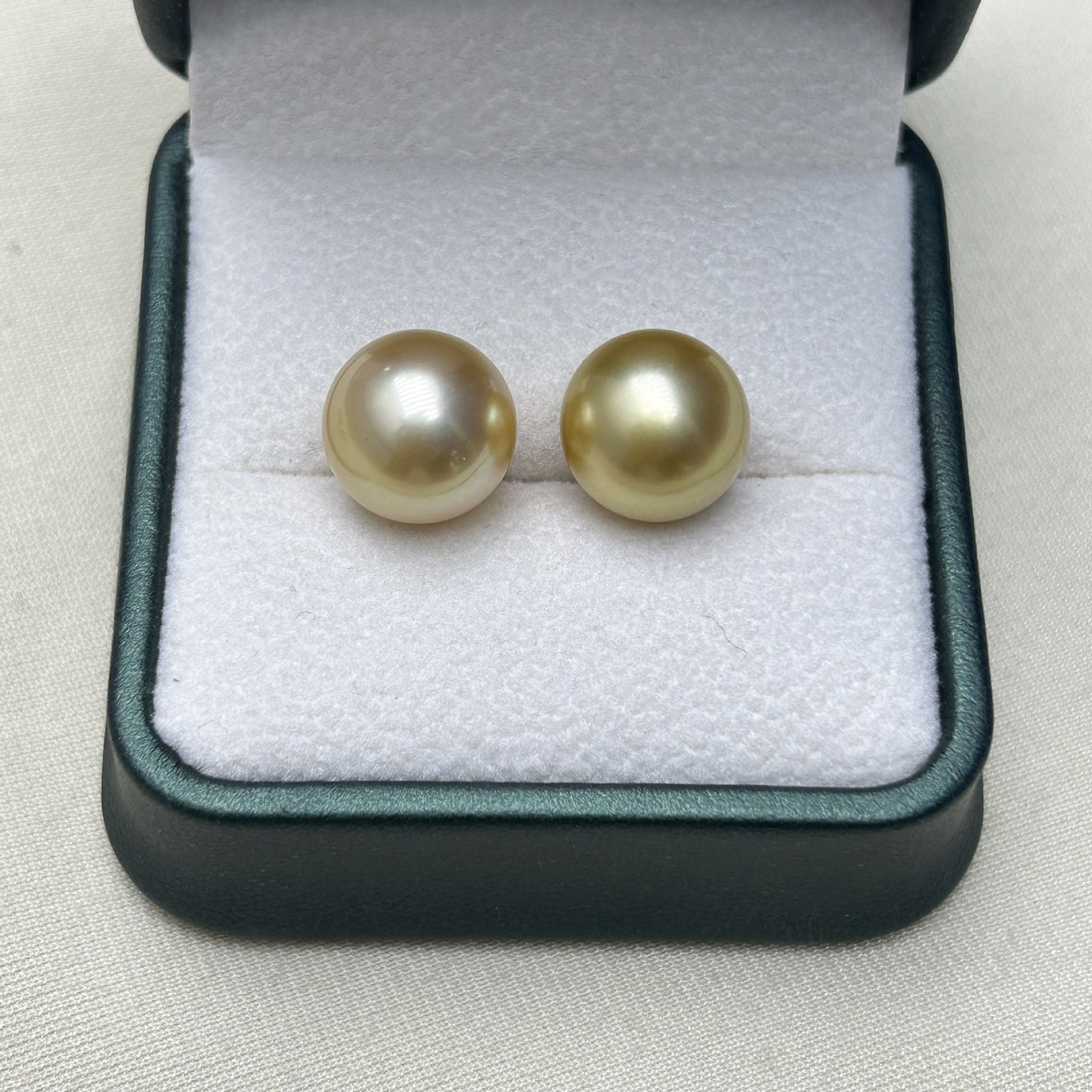 11-12mm南洋金珠强光正圆几乎无瑕 散珠裸珠配对诸暨天然海水珍珠