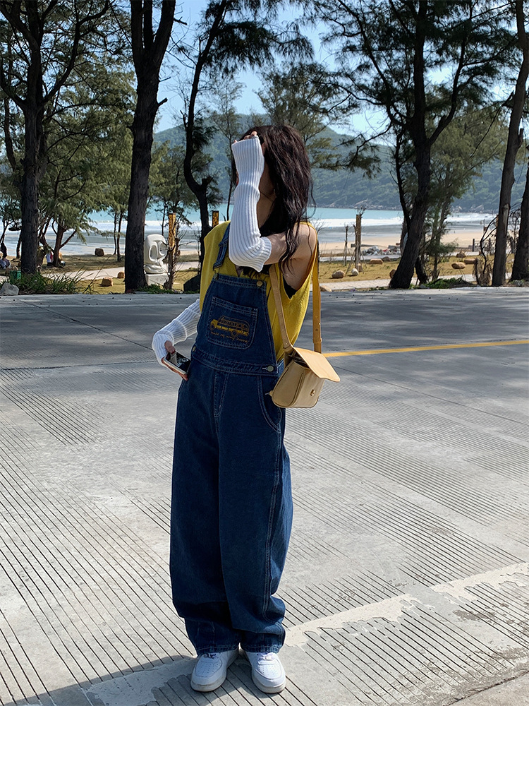 誉一ins初春十三行女装宽松阔腿裤小车图案牛仔背带裤女2022新款