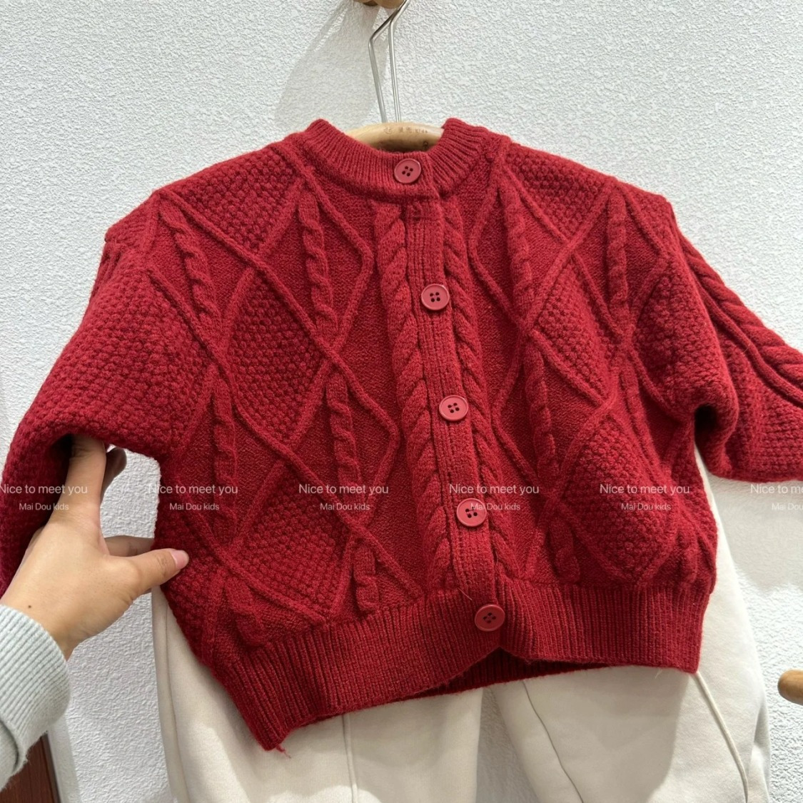新款韩版女童麻花毛衣开衫春秋冬新款宝宝洋气保暖红色儿童针织衫