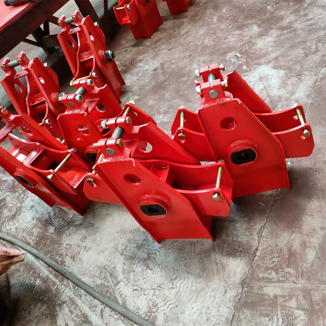 外贸接单16吨半挂车车桥悬挂悬架系统平衡梁平衡臂