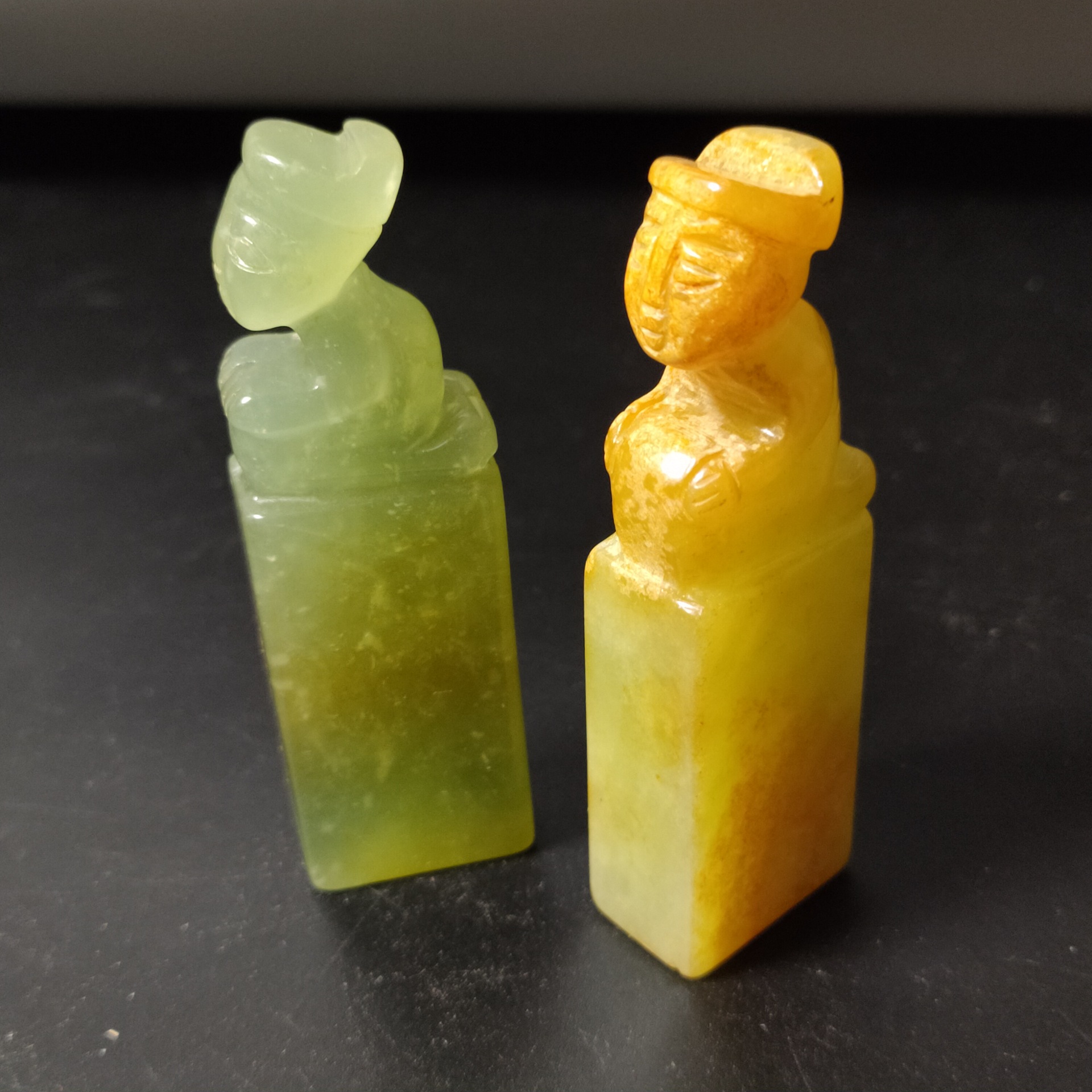 供应工艺品仿古岫玉雕刻遇贵人印章手把件玉印章批发