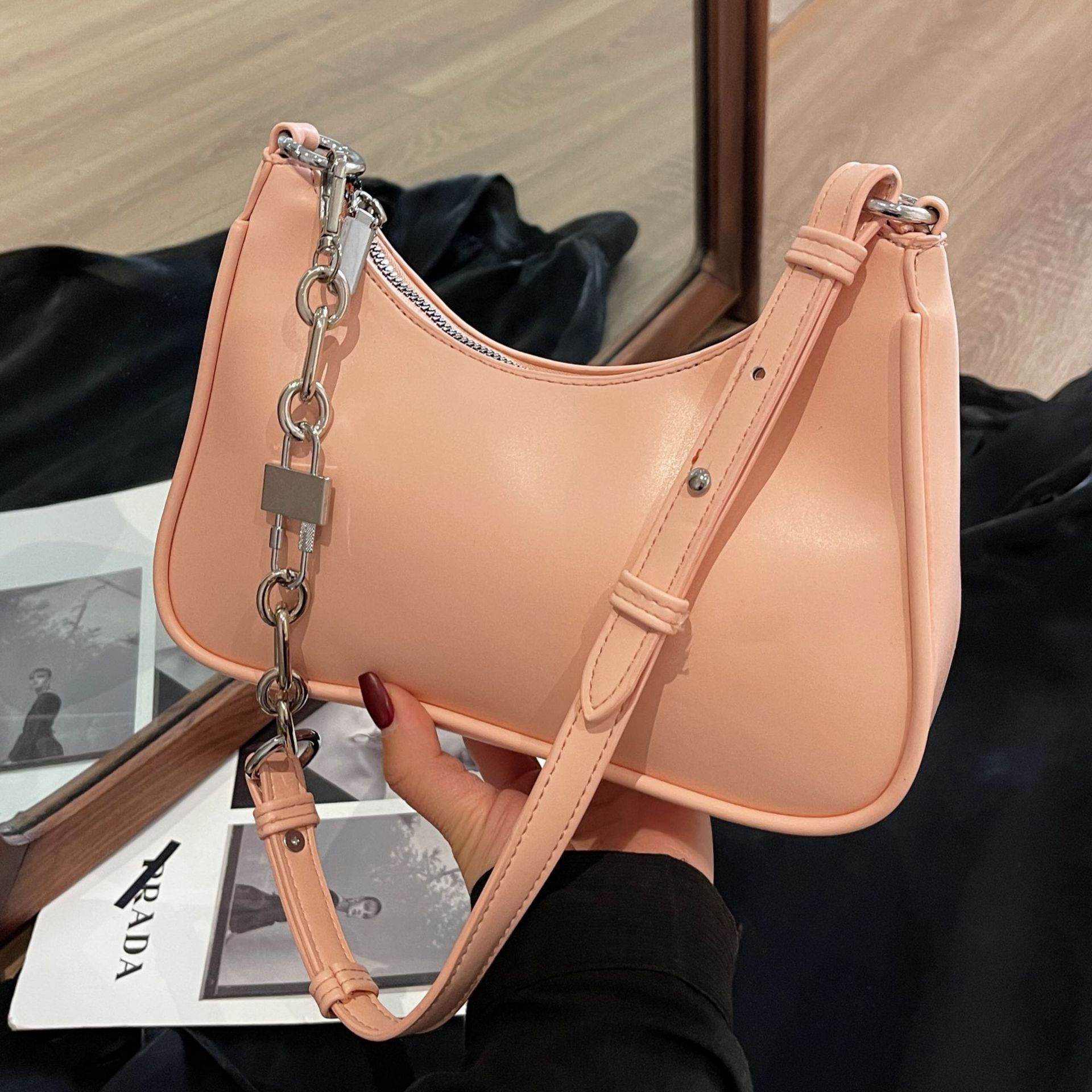 韩版简约手提包包女2024新款单肩包个性ins潮百搭休闲通勤腋下包