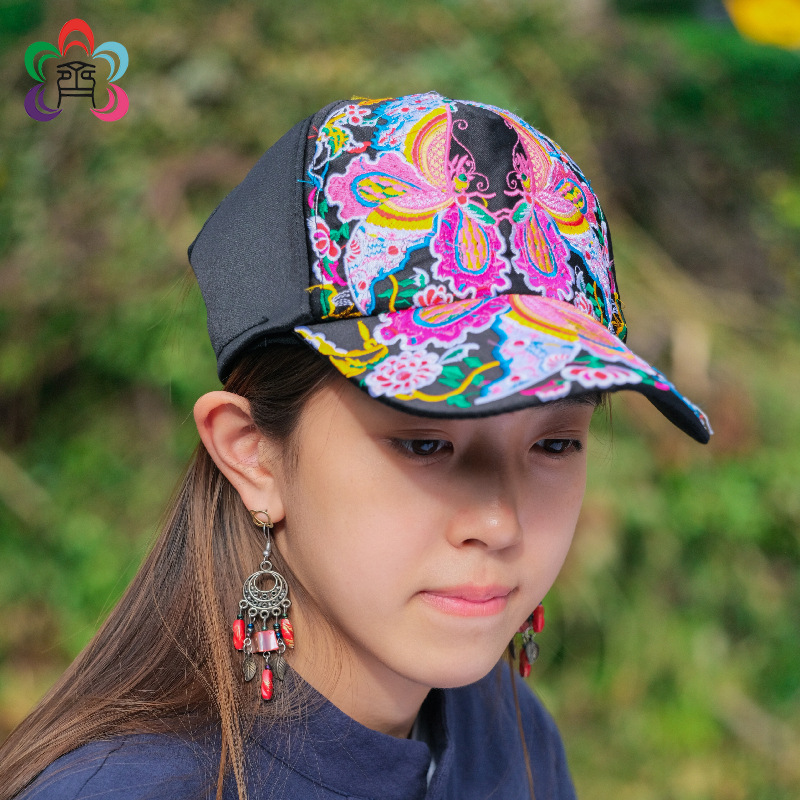 中国民族风绣花太阳帽女士刺绣休闲旅游棒球帽子厂家批发