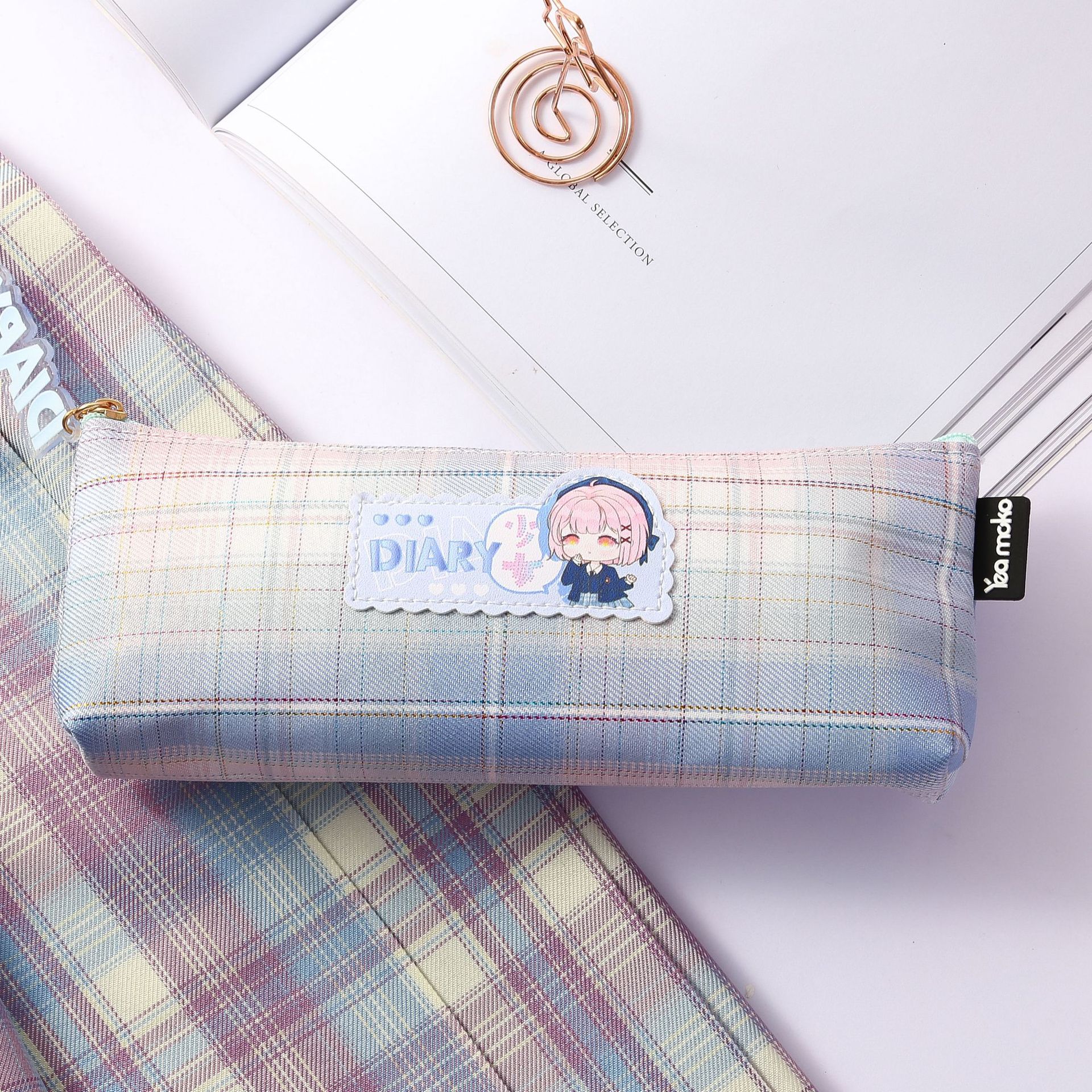 moko少女日志大三角笔袋学生文具袋可爱收纳袋文具批发mk-5200