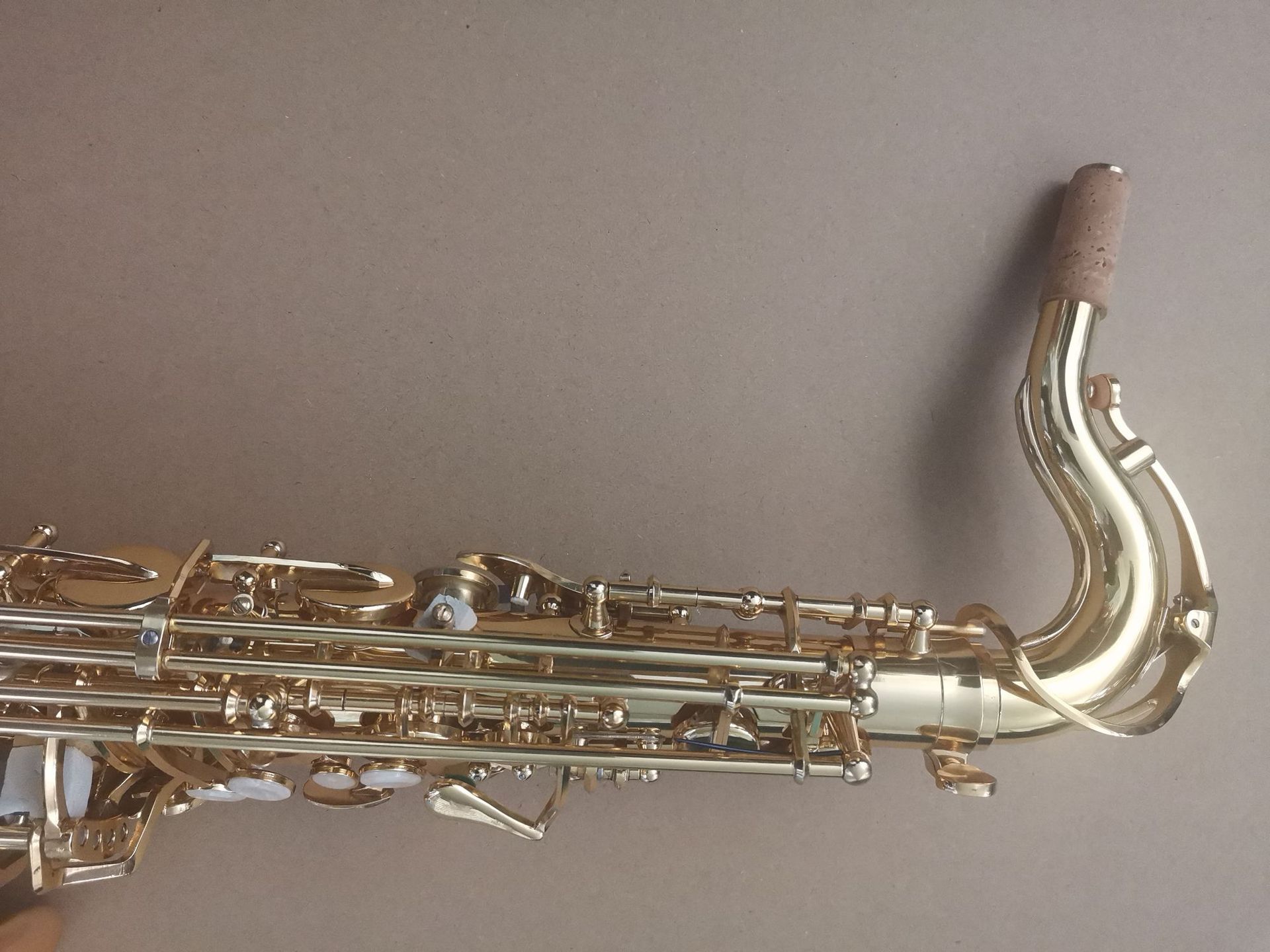 儿童中音萨克斯 降e调萨克斯 适合儿童手型