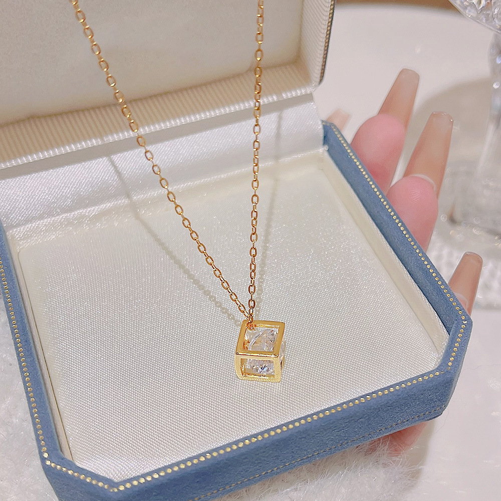 high-grade diamond cubic necklace for women ins light luxury niche zircon pendant simple personality clavicle chain exquisite jewelry