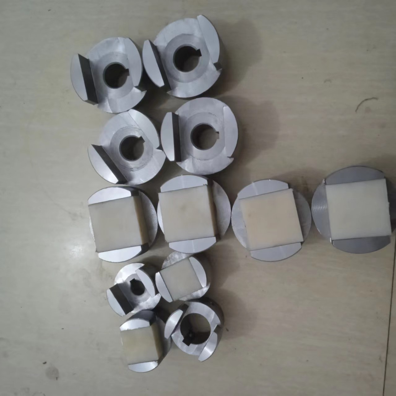 wh型45号钢滑块联轴器内置高强度尼龙块