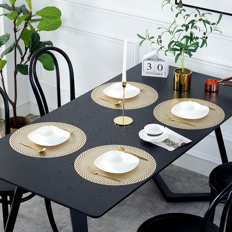 Factory Direct Sales in Stock PVC Dining Table Cushion Cross-Border round Heat Proof Mat Hollow Gilding Modern Light Luxury Disposable Placemat