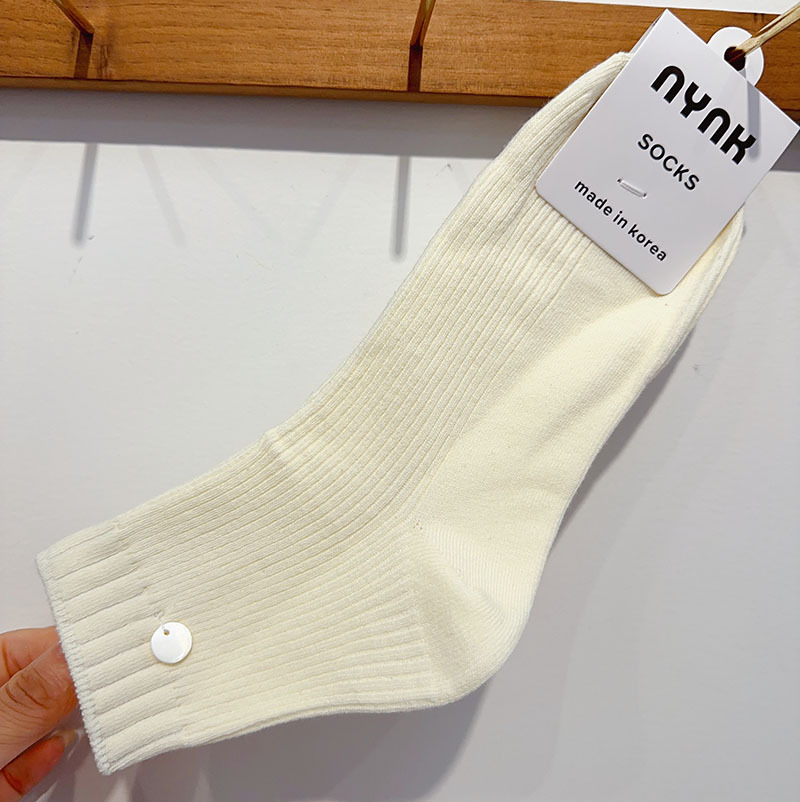 [Socks Sewing Buttons] Korean Dongdaemun Socks Comfortable Fashion Ladies Middle Tube Cotton Socks Simple