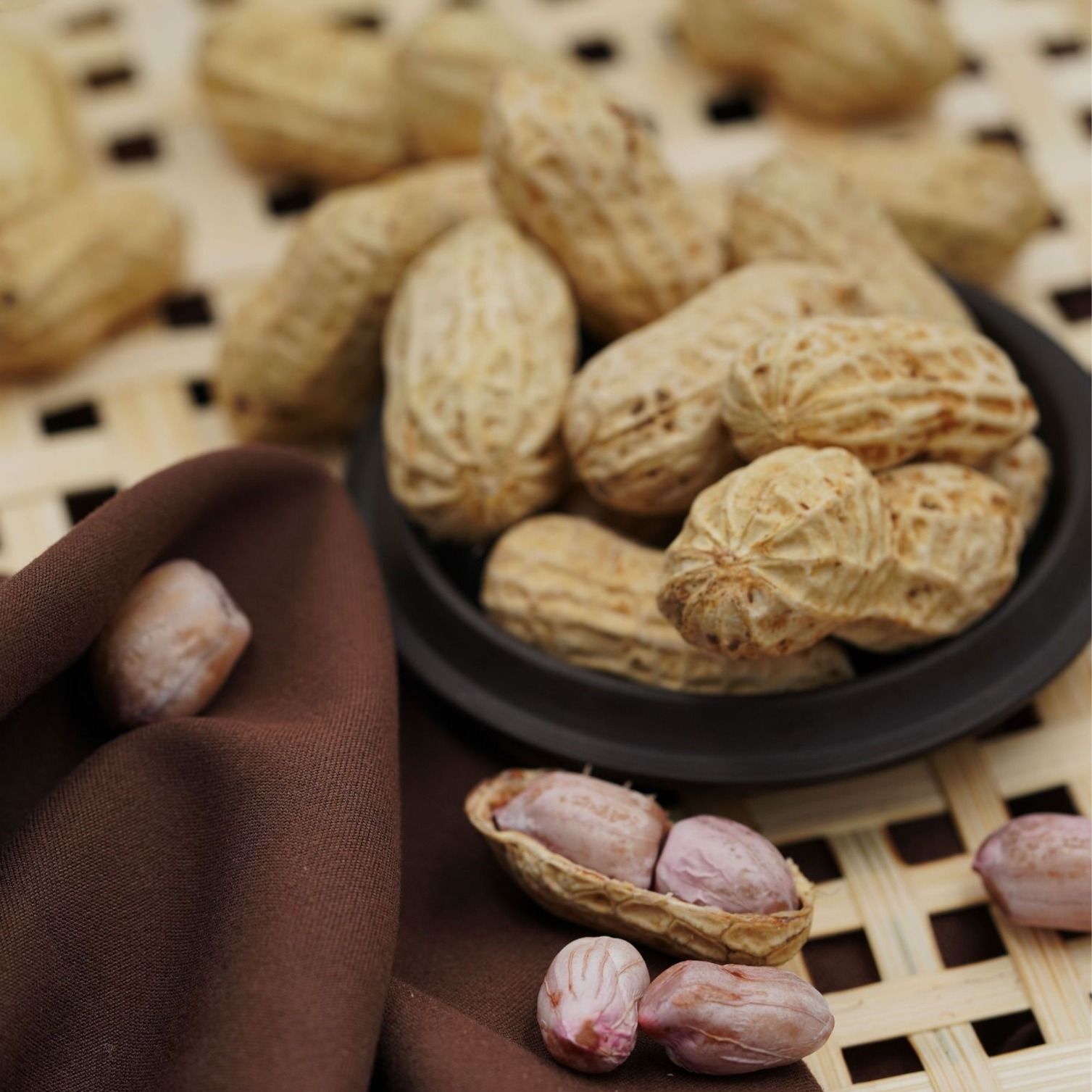 忠信花生水煮花生一斤装整箱30包熟零食坚果广东客家特产-阿里巴巴