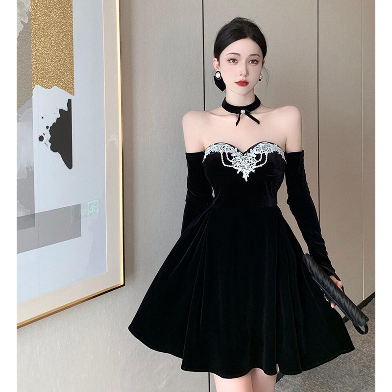 抹胸晚礼服一字肩连衣裙女法式丝绒公主裙春季收腰黑色气质复古抹