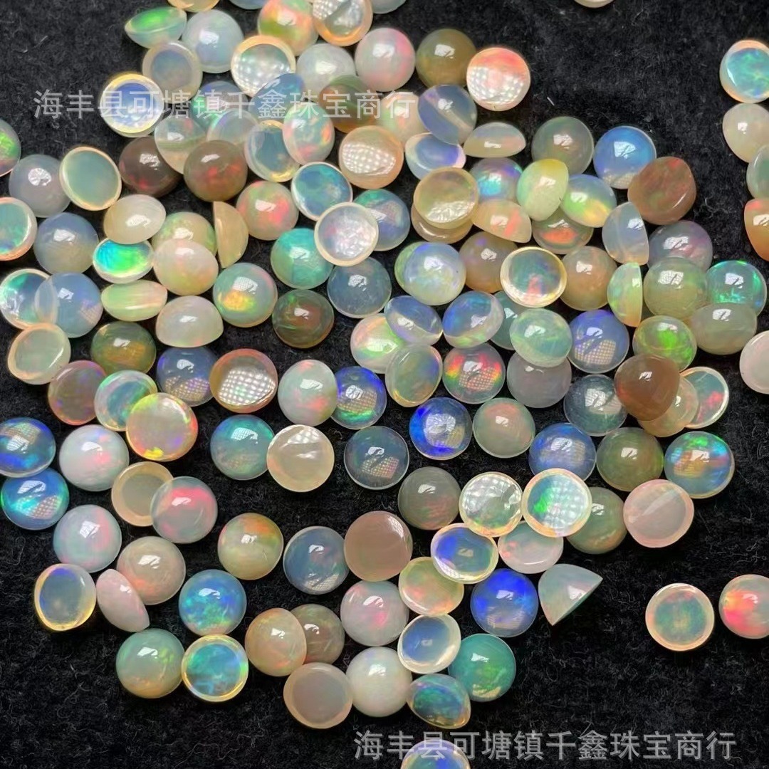批发 天然欧泊圆形戒面 7mm 饱满颜色鲜艳通透火彩强裸石镶嵌配件