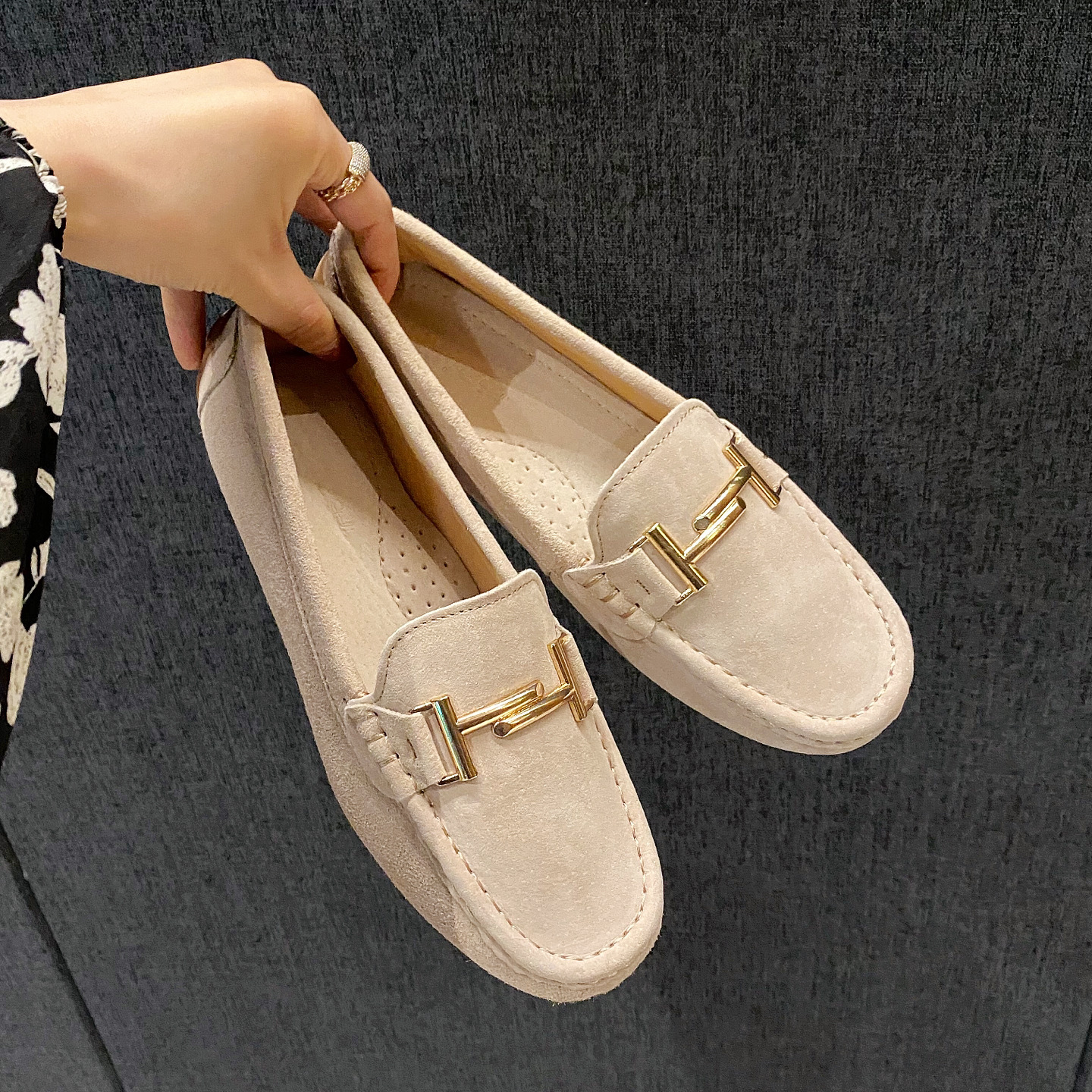 靴子加绒豆豆鞋女2022冬鞋新款毛毛鞋保暖雪地靴女真皮棉鞋防滑底