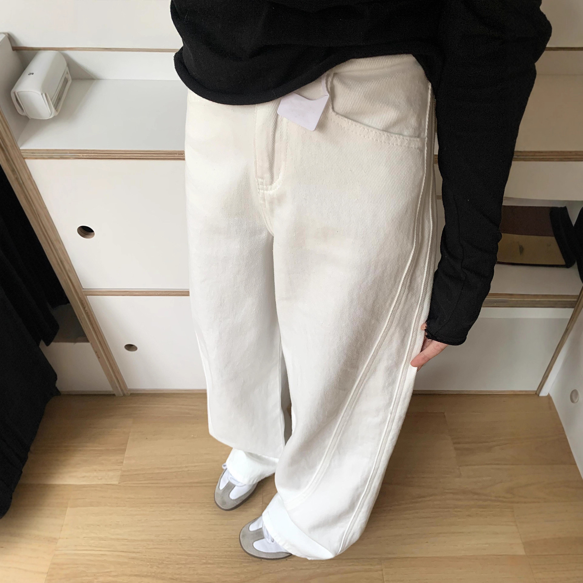 白色弯刀裤子女2025新款秋季高腰显瘦垂感宽松美式拼接阔腿牛仔裤